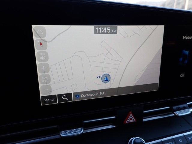 2025 Hyundai Elantra SEL Convenience photo 15