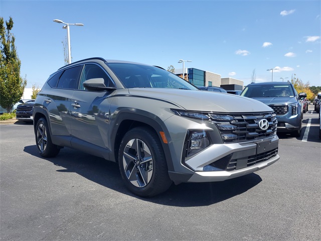 2025 Hyundai Tucson SEL photo 2