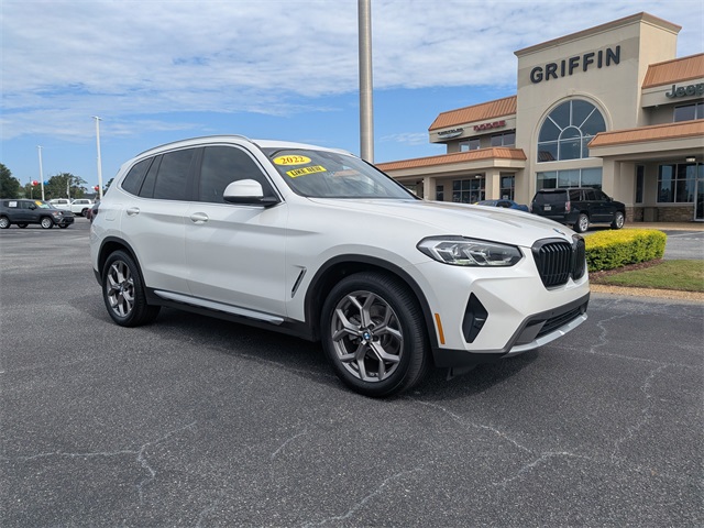 2022 BMW X3 30i's photo