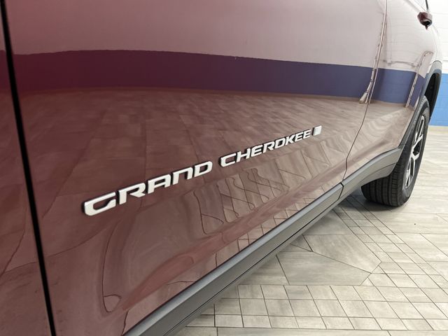 2024 Jeep Grand Cherokee Limited photo 35