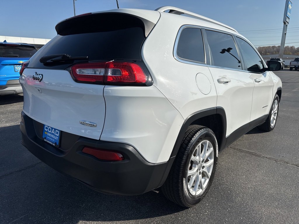 2018 Jeep Cherokee Latitude photo 2