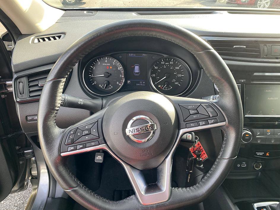 2019 Nissan Rogue S photo 9