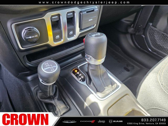 2025 Jeep Wrangler Sport photo 19