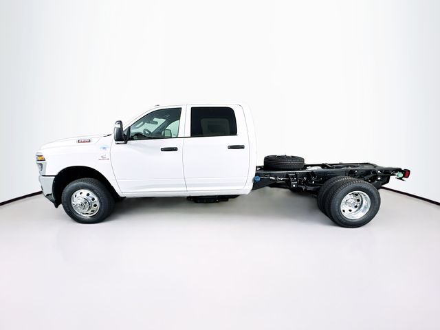 2025 Ram 3500 Tradesman photo 4