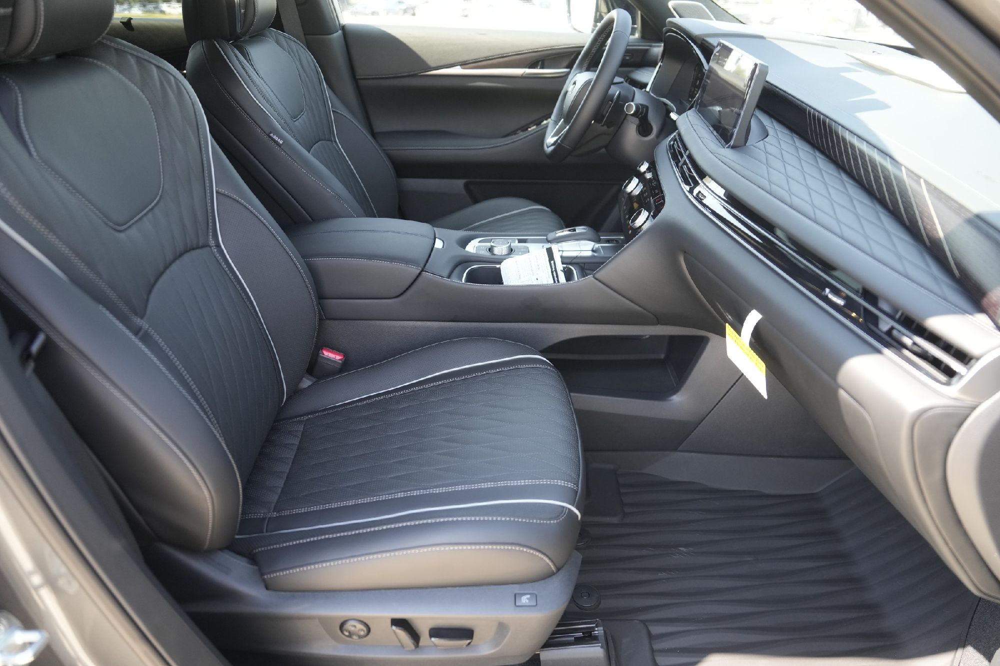 2026 Infiniti QX60 Autograph AWD photo 13