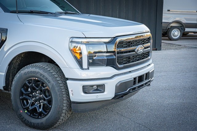 2025 Ford F-150 Lariat photo 4