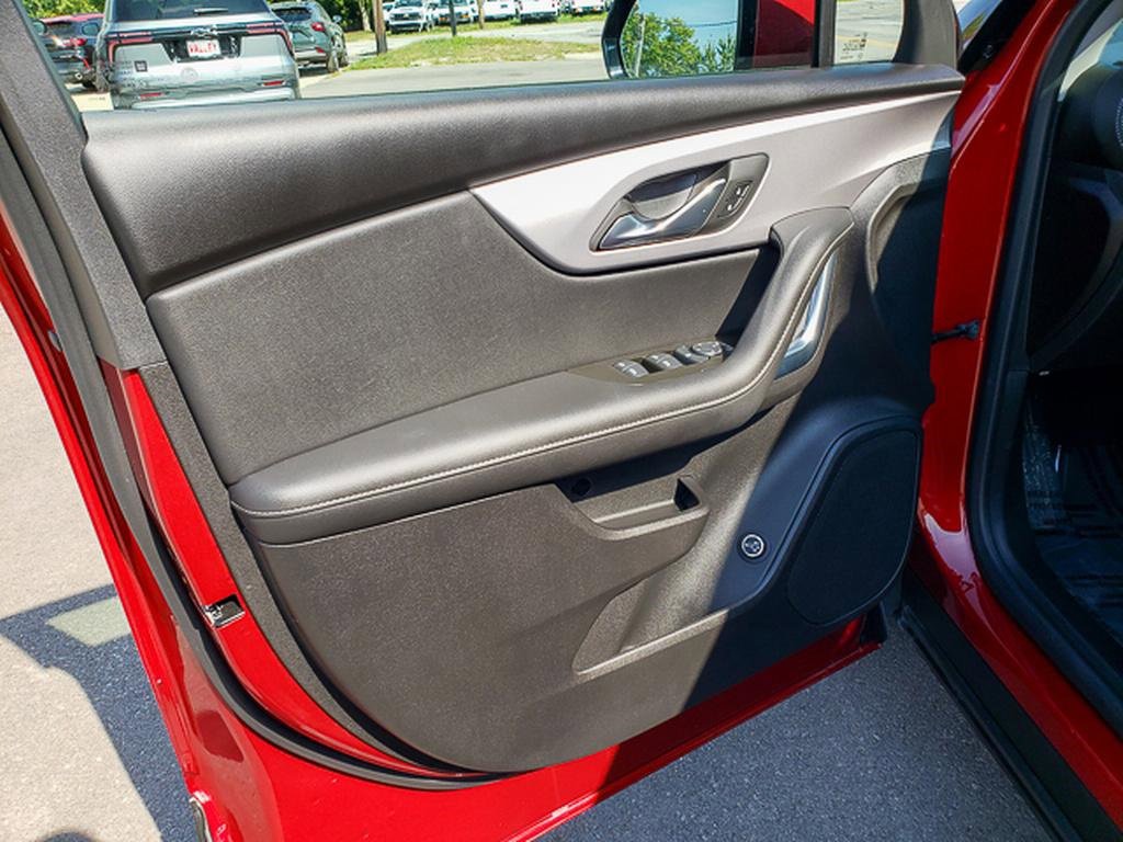 2025 Chevrolet Blazer 3LT photo 9