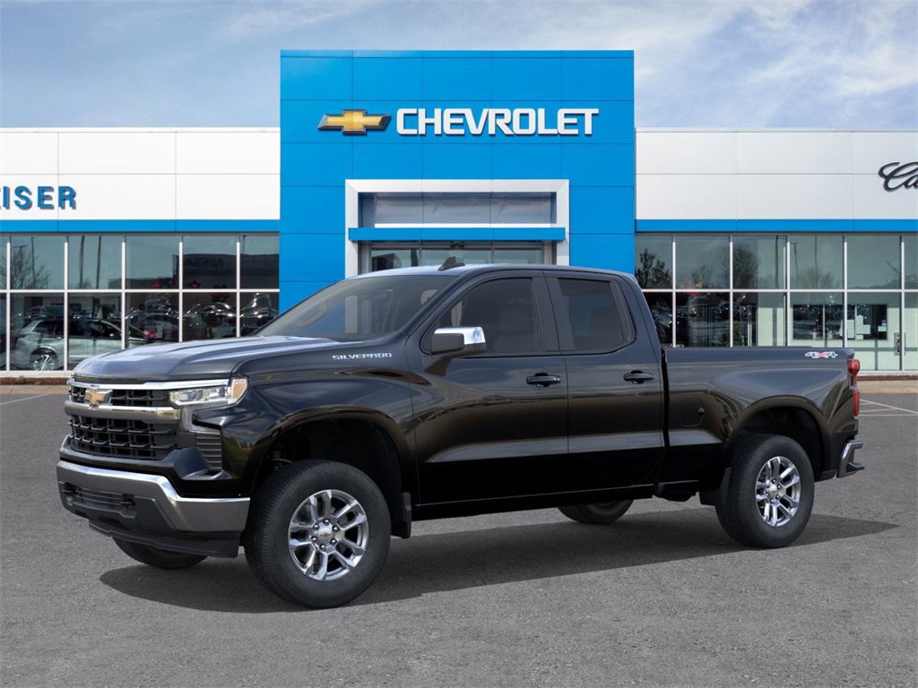 2026 Chevrolet Silverado 1500 LT photo 2