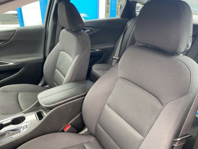2024 Chevrolet Malibu 1LT photo 13