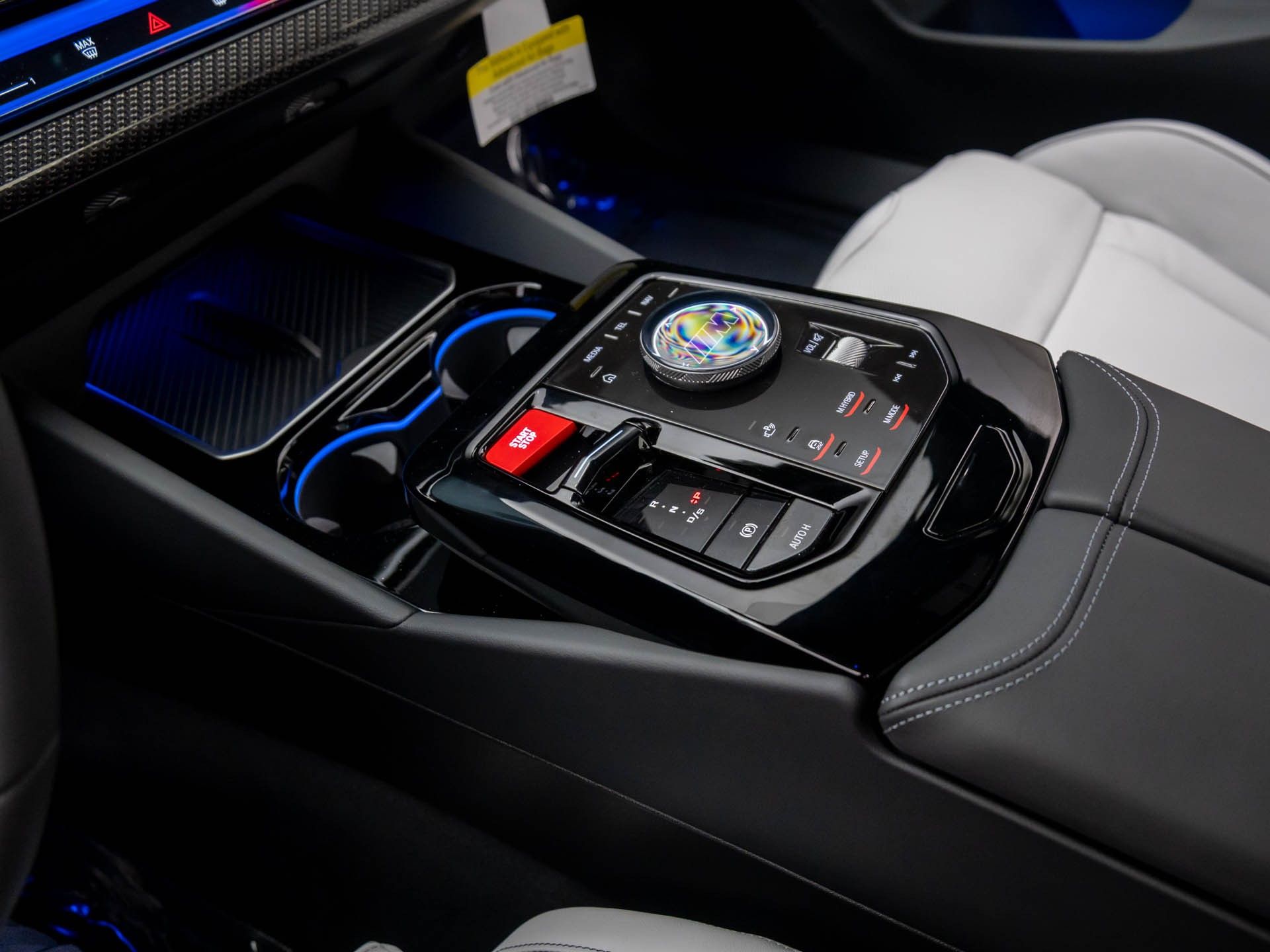 New 2026 Black Sapphire Metallic BMW Base image 12