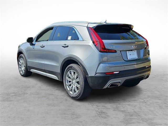 2023 Cadillac XT4 Premium Luxury photo 2