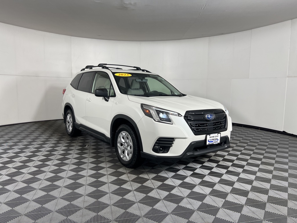 2023 Subaru Forester Base photo 4
