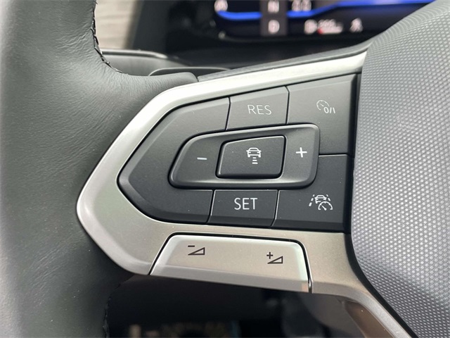 2024 Volkswagen Atlas SEL Premium R-Line photo 24