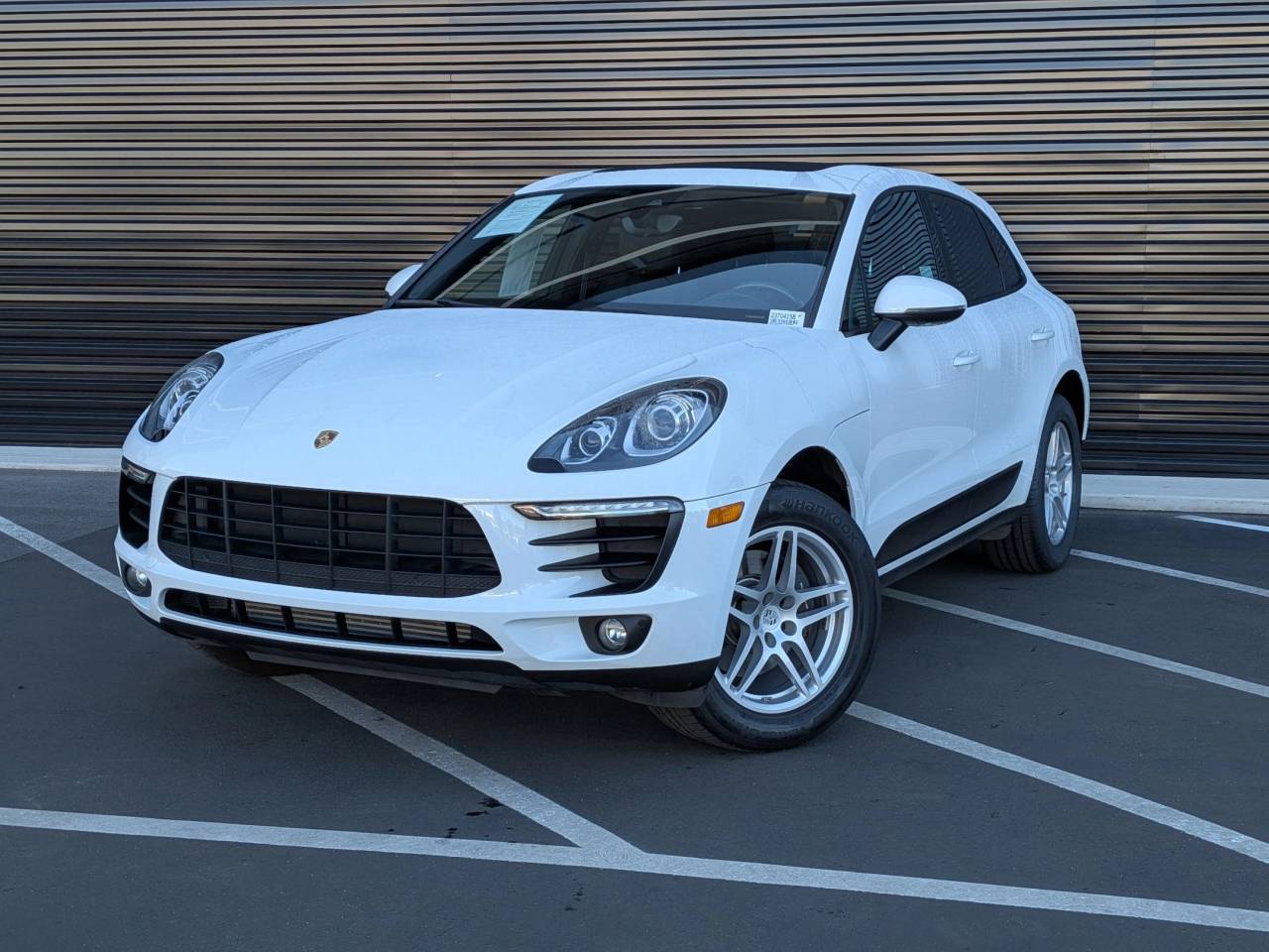 2018 Porsche Macan Base