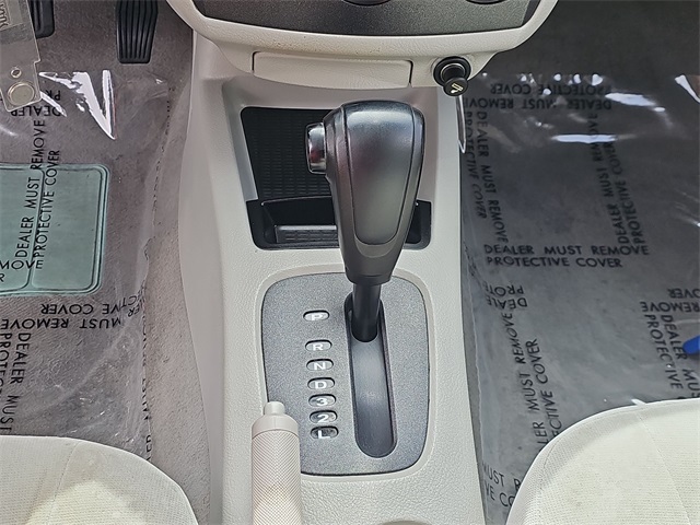 2004 Kia Spectra Base photo 4