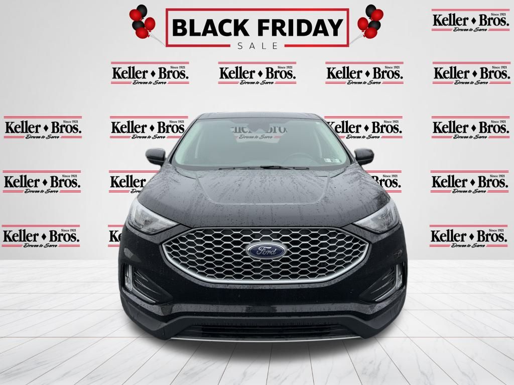 2023 Ford Edge SEL photo 2