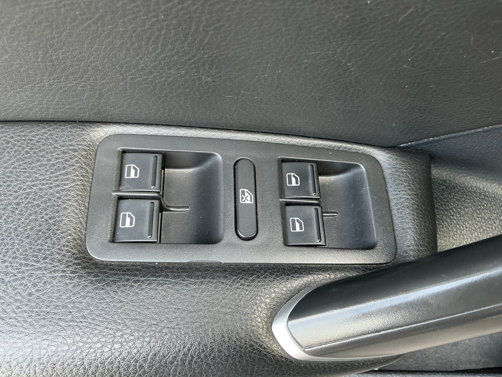 2021 Volkswagen Passat 2.0T SE photo 56