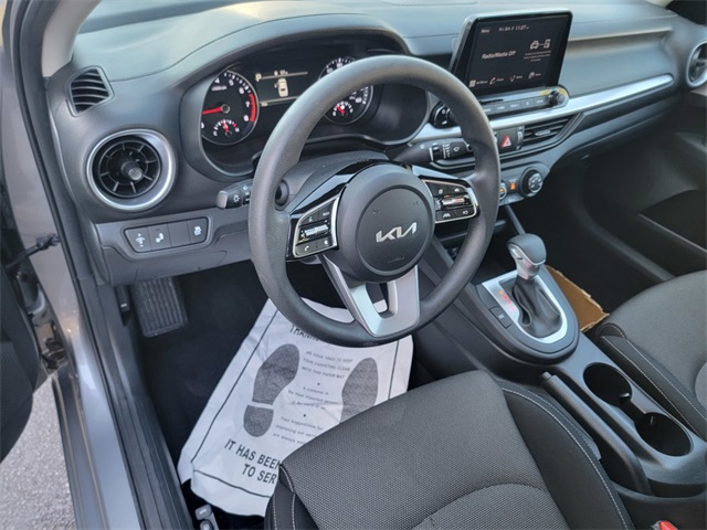 2023 Kia Forte LXS photo 13