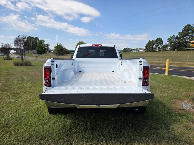 2026 Ram 3500 Tradesman photo 4