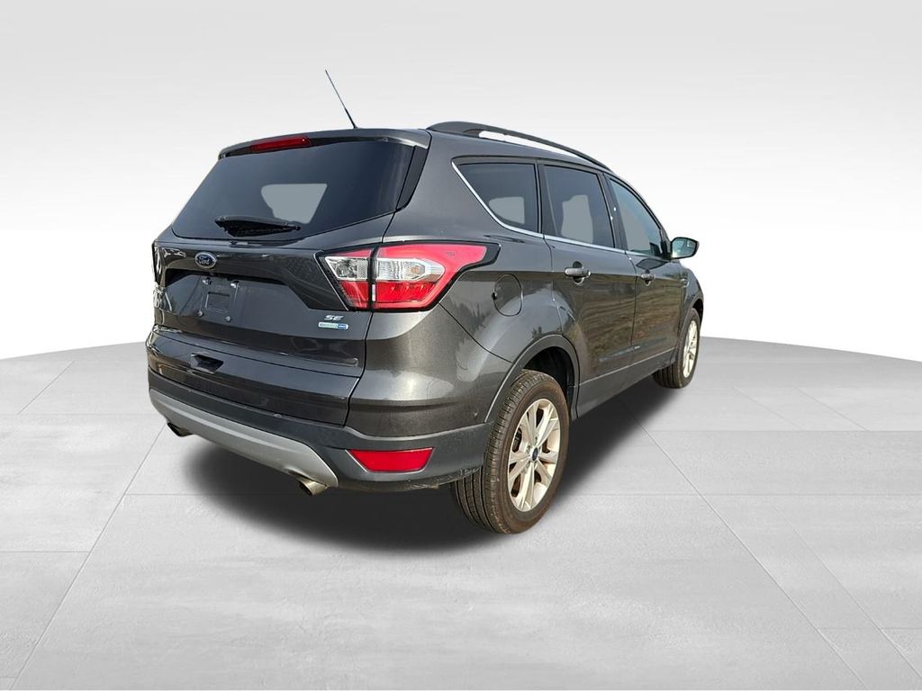 2018 Ford Escape SE photo 5