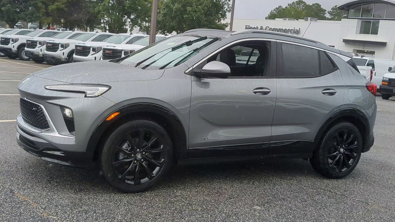 2026 Buick Encore Sport Touring photo 4
