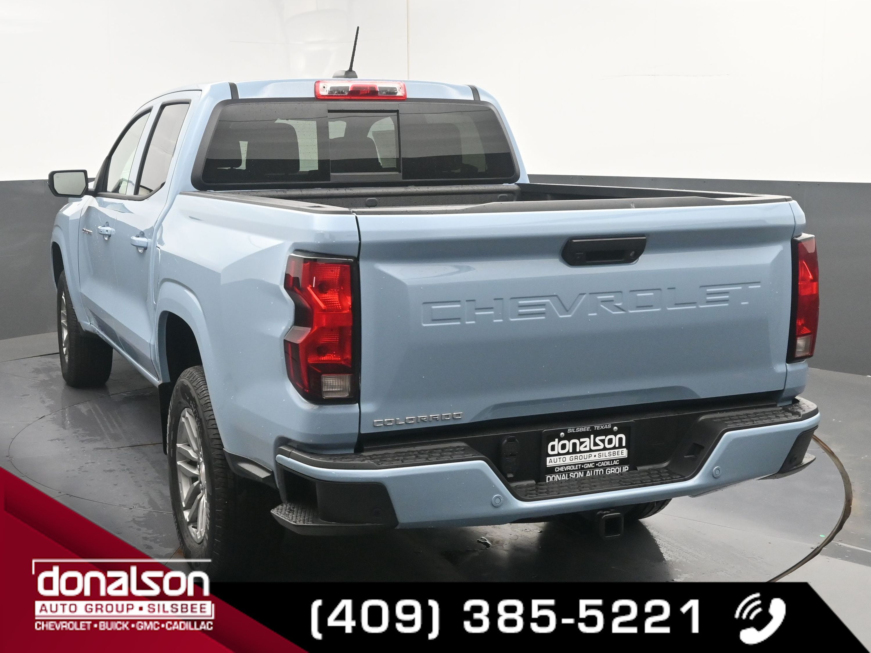 2025 Chevrolet Colorado Work Truck LT photo 3