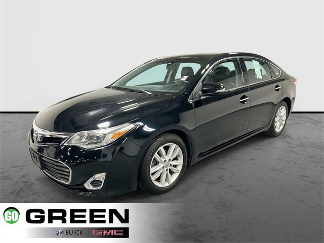 2013 Toyota Avalon XLE's photo