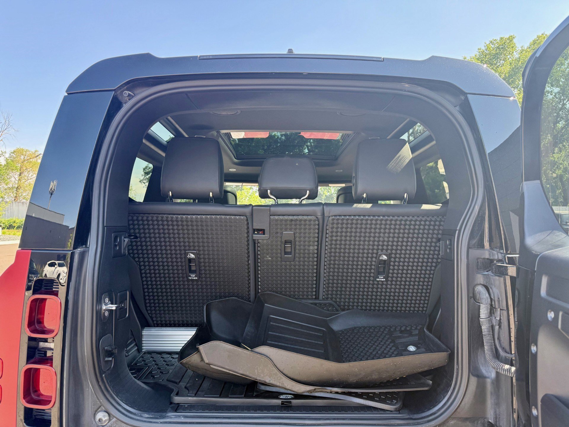 2022 Land Rover Defender X-Dynamic HSE photo 20