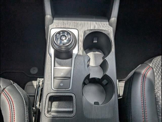 2025 Ford Escape Hybrid ST-Line photo 12