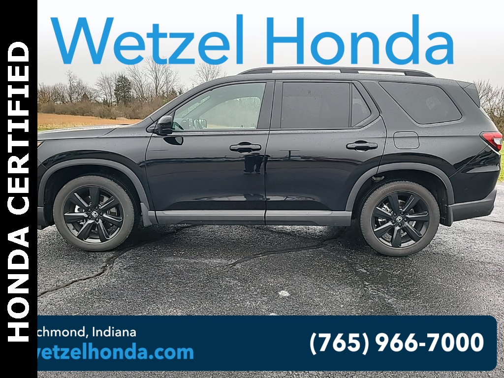2025 Honda Pilot Black Edition's photo