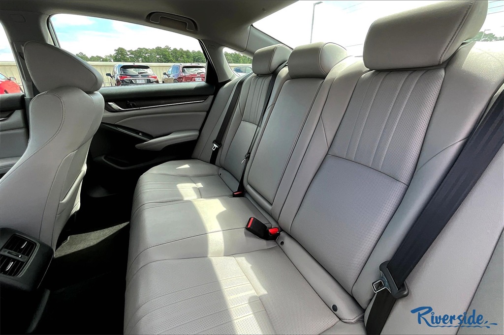 2020 Honda Accord EX-L photo 21