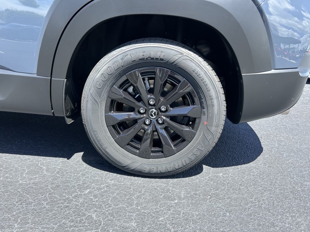 2025 Mazda CX-50 Preferred photo 4