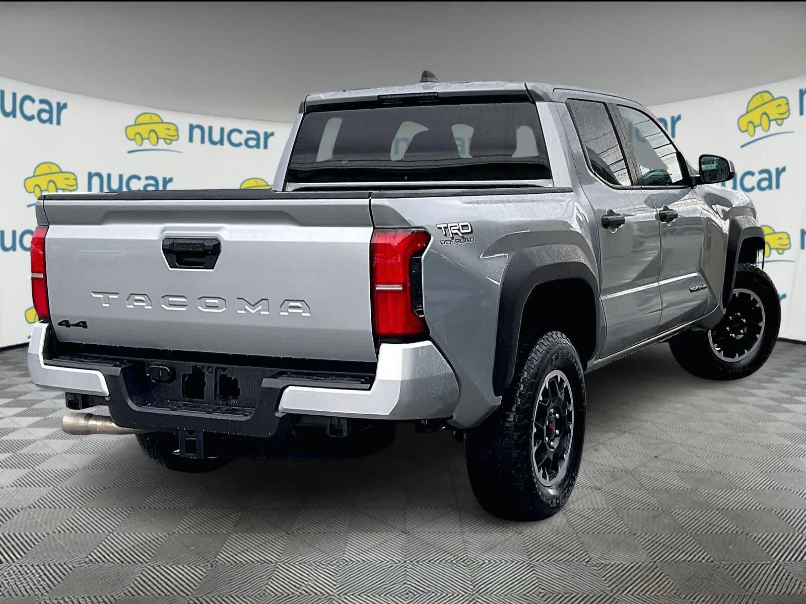 2025 Toyota Tacoma Double Cab TRD Off-Road photo 3