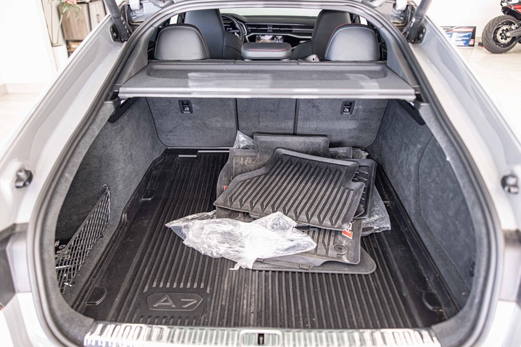 2022 AUDI RS 7 - Image 16