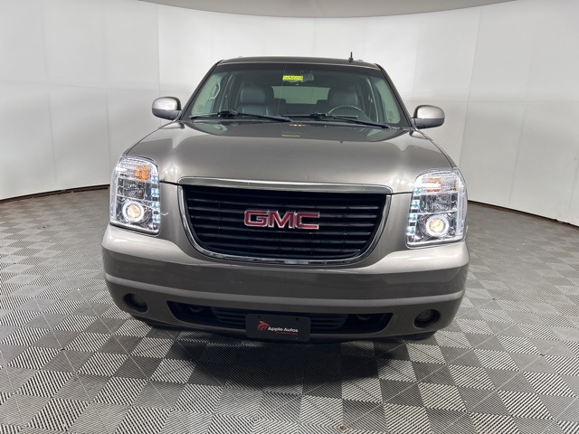 Used 2012 GMC Yukon SLE with VIN 1GKS2AE09CR106355 for sale in Shakopee, Minnesota