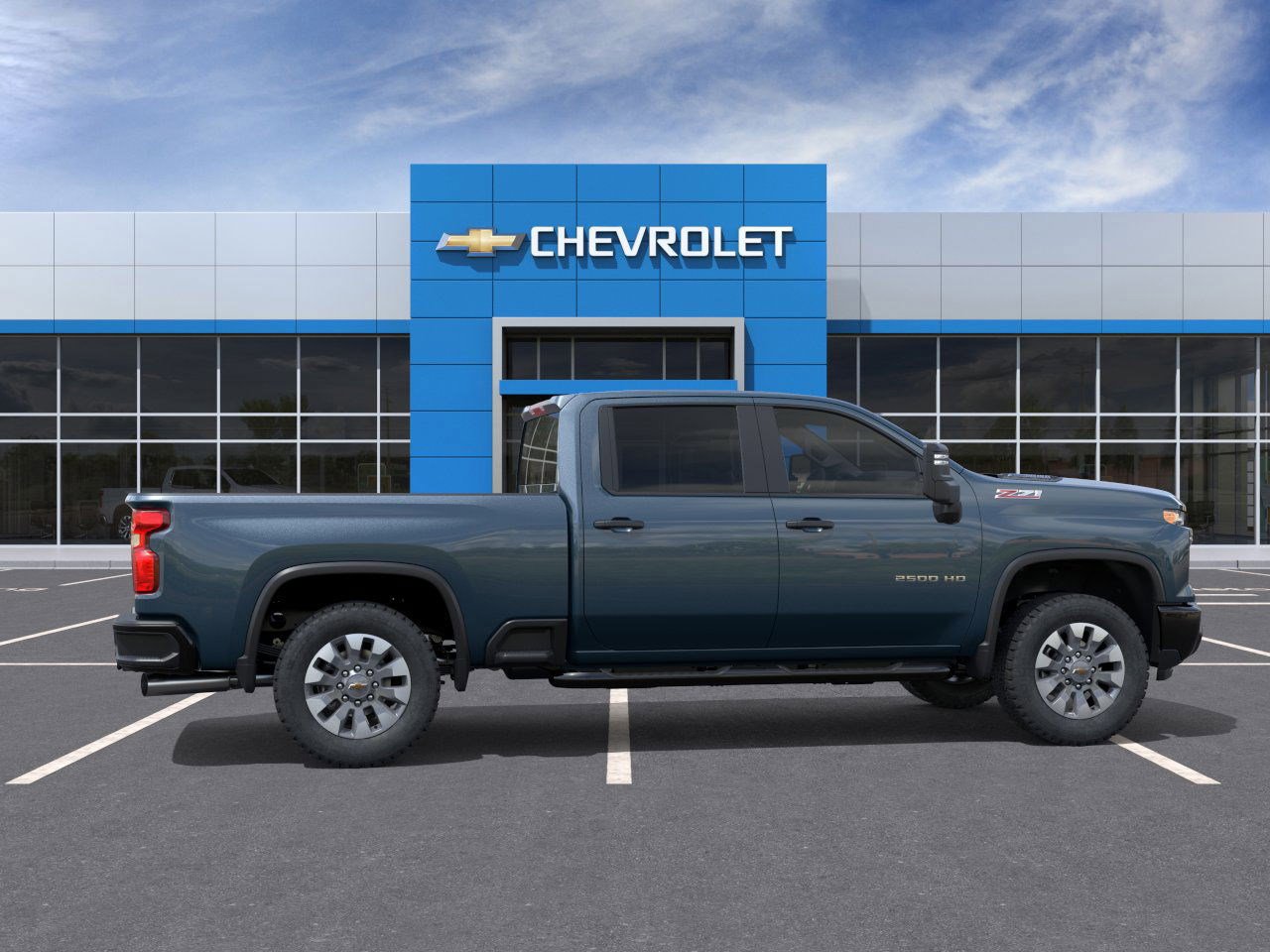 2025 Chevrolet Silverado 2500HD Custom photo 5
