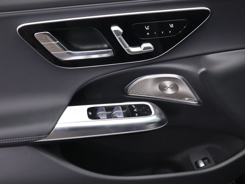 2026 Mercedes Benz E 350 photo 23