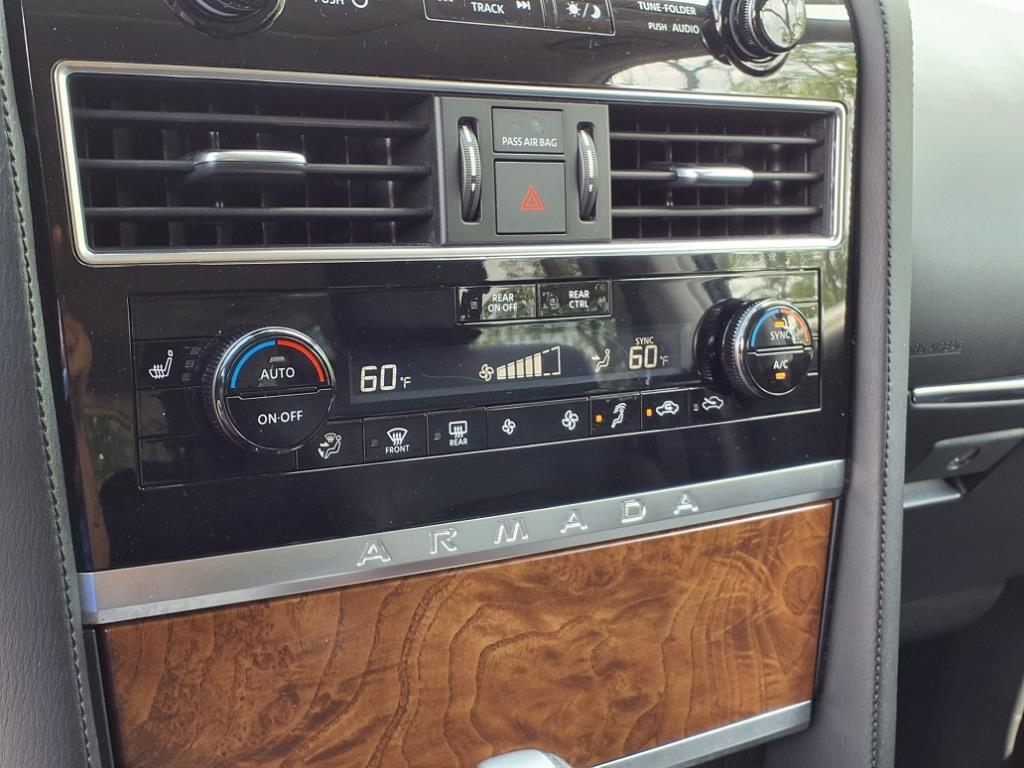 2023 Nissan Armada SL photo 10