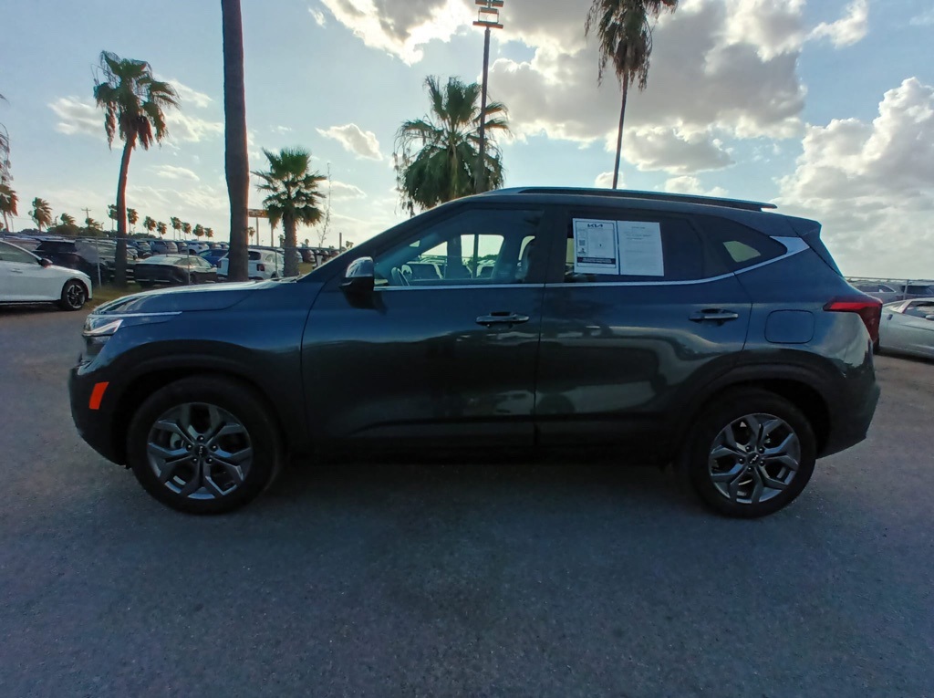 2024 Kia Seltos S photo 3
