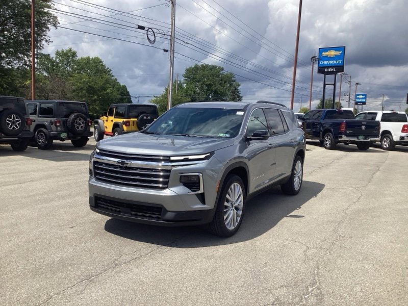 2026 Chevrolet Traverse photo 3