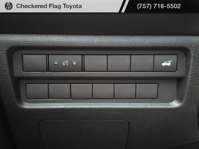 2024 Mitsubishi Outlander SE photo 10