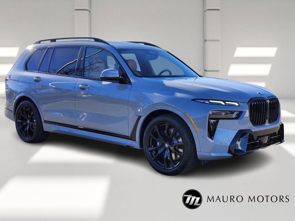 2026 BMW X7 40i's photo