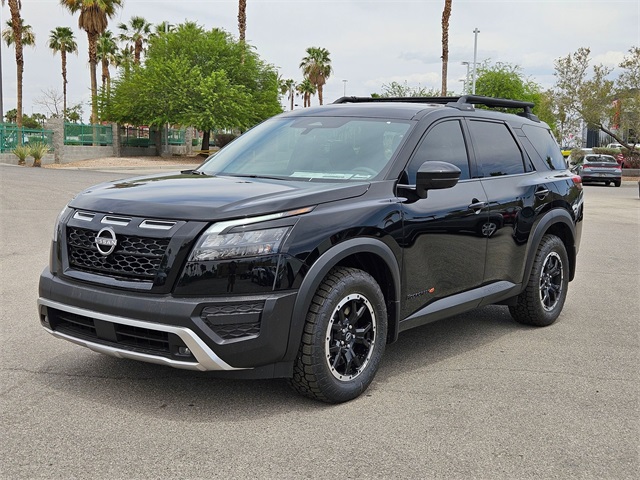 2025 Nissan Pathfinder Rock Creek photo 2