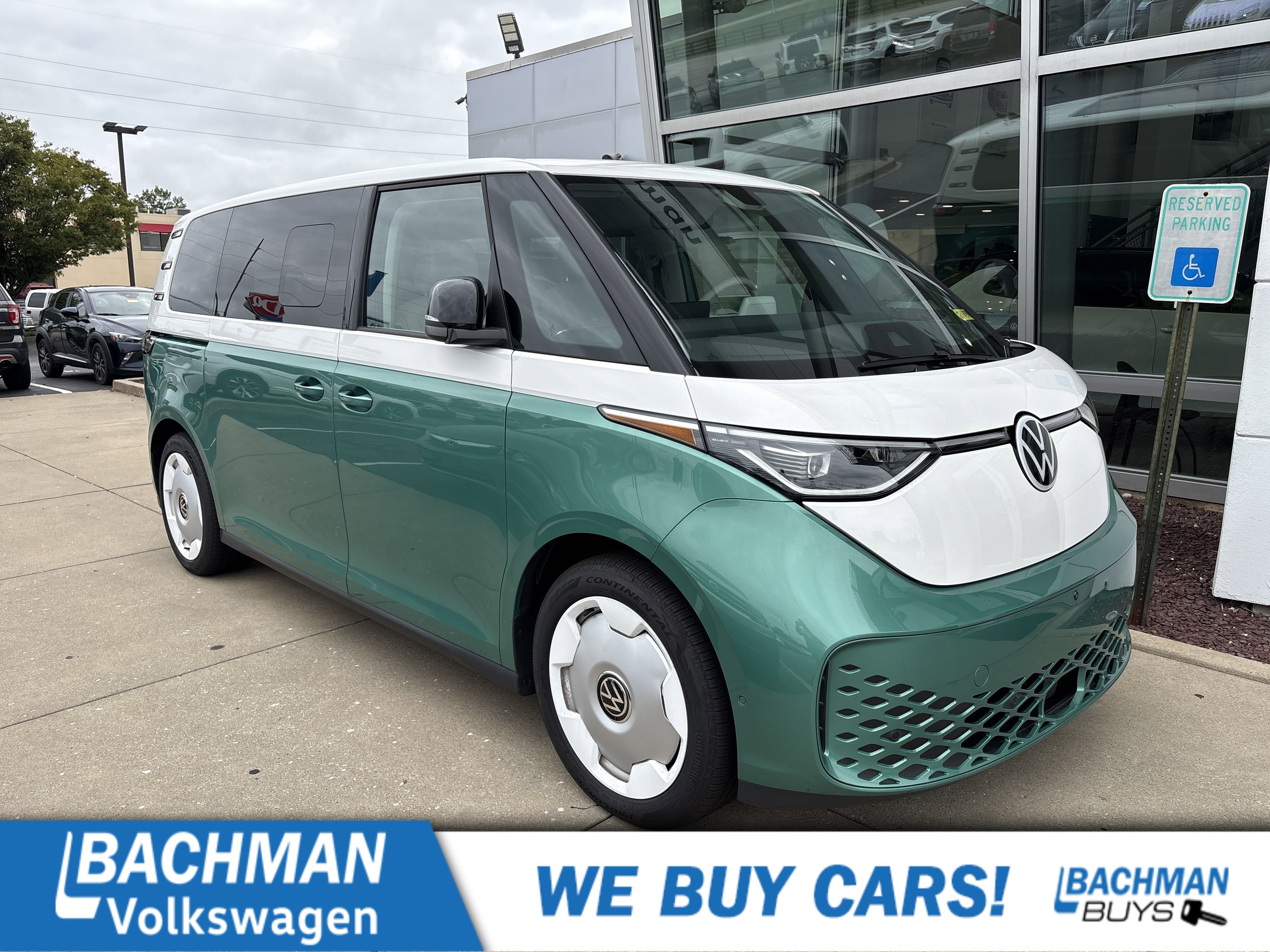 2025 Volkswagen ID. Buzz 1st Edition's photo