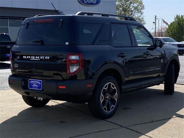 2025 Ford Bronco Sport Outer Banks photo 4