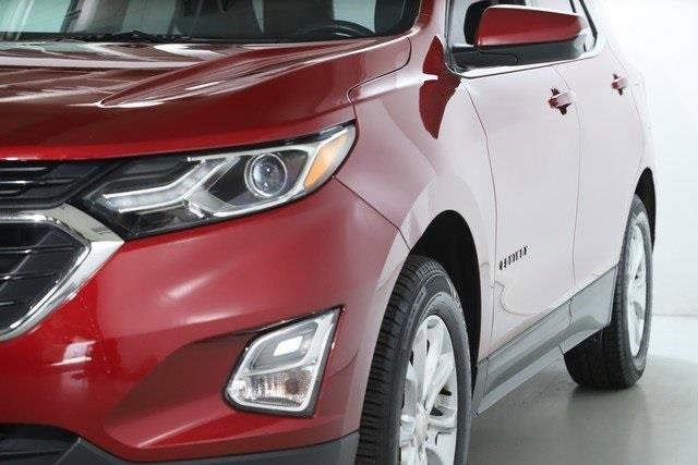 2018 Chevrolet Equinox LT photo 4
