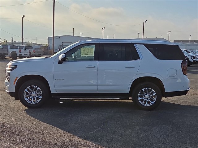 2025 Chevrolet Tahoe LS photo 2