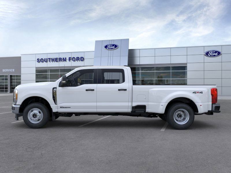2025 Ford F-350 XL photo 3