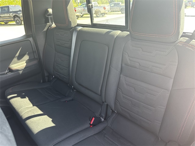 2024 Nissan Frontier PRO-4X photo 11