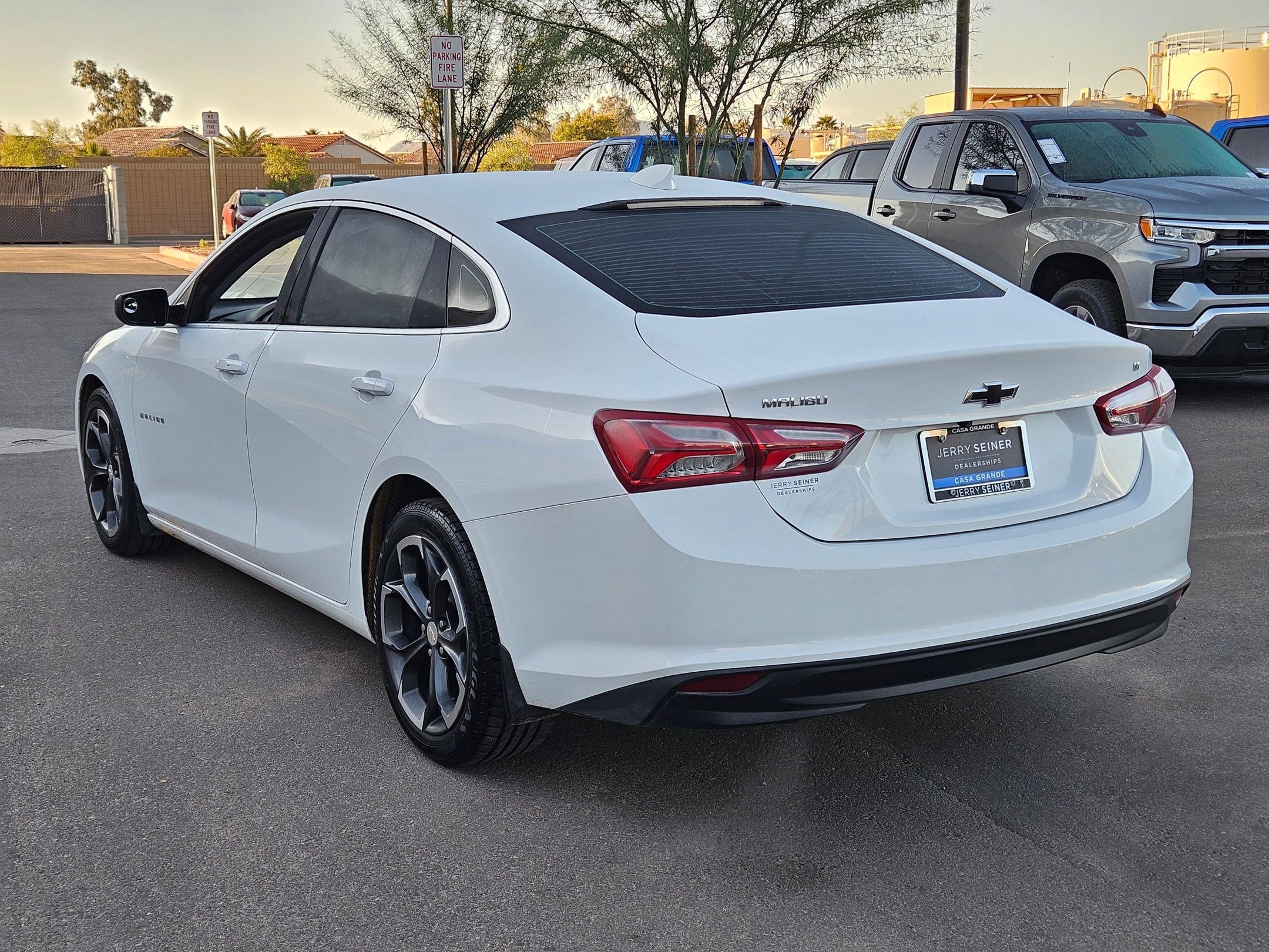 2022 Chevrolet Malibu 1LT photo 3